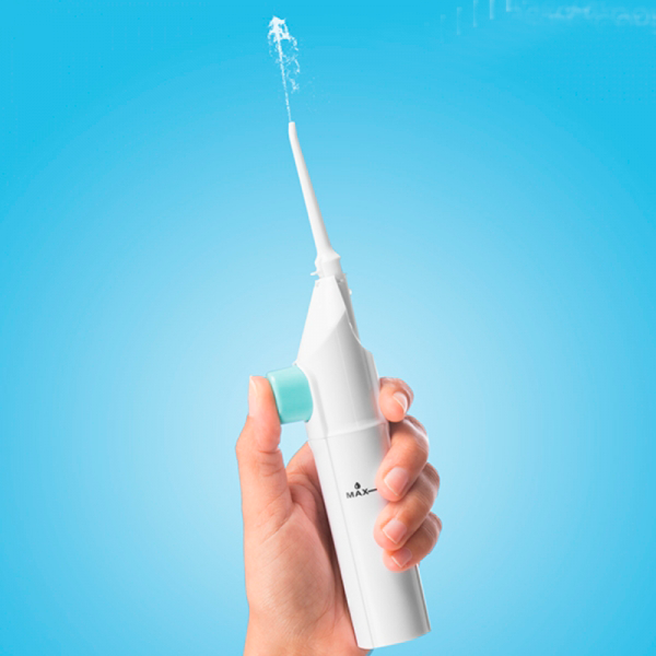 Suusuihku hampaiden puhdistukseen