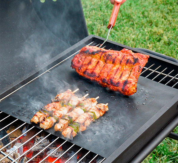 Paistoalusta grilliin ja uuniin  (2 kpl pakkaus)